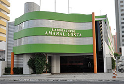 Fachada do Laboratório Amaral Costa
